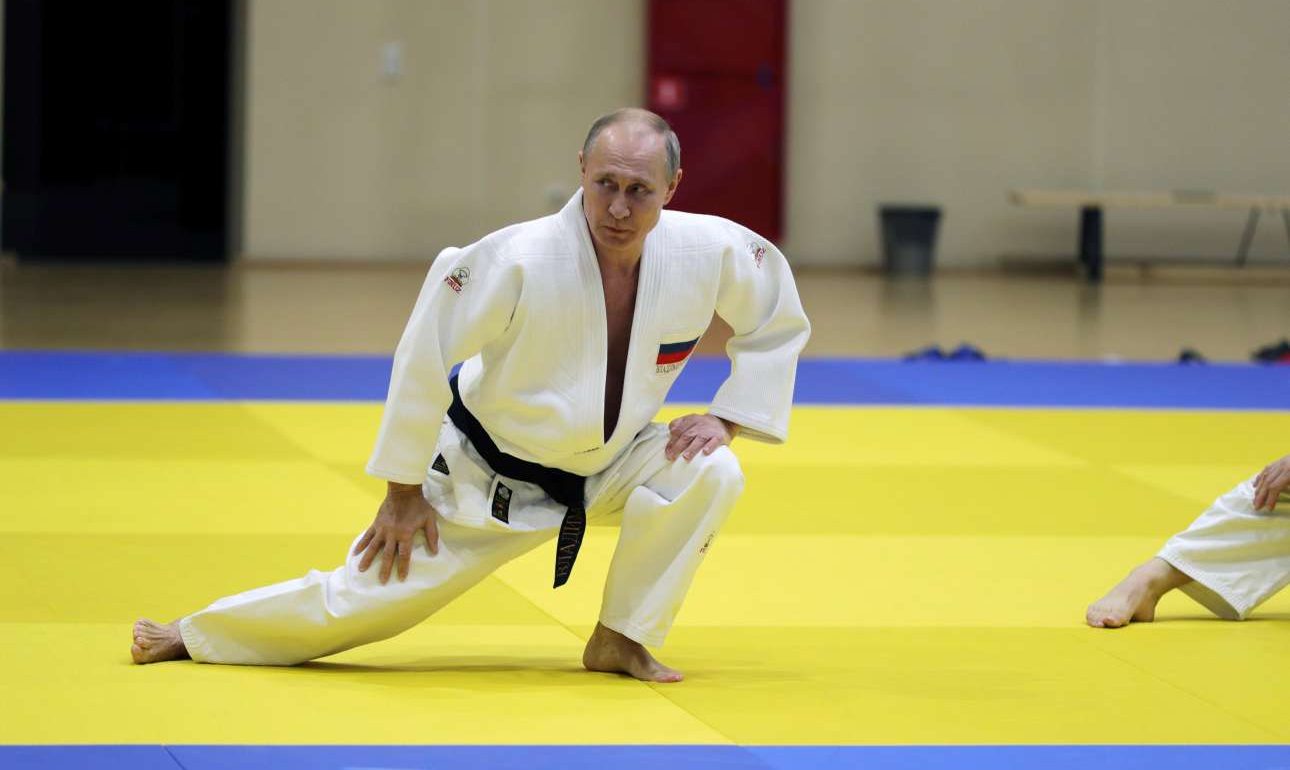 Oλυμπιονίκης τραυμάτισε ελαφρά τον Πούτιν σε προπόνηση τζούντο