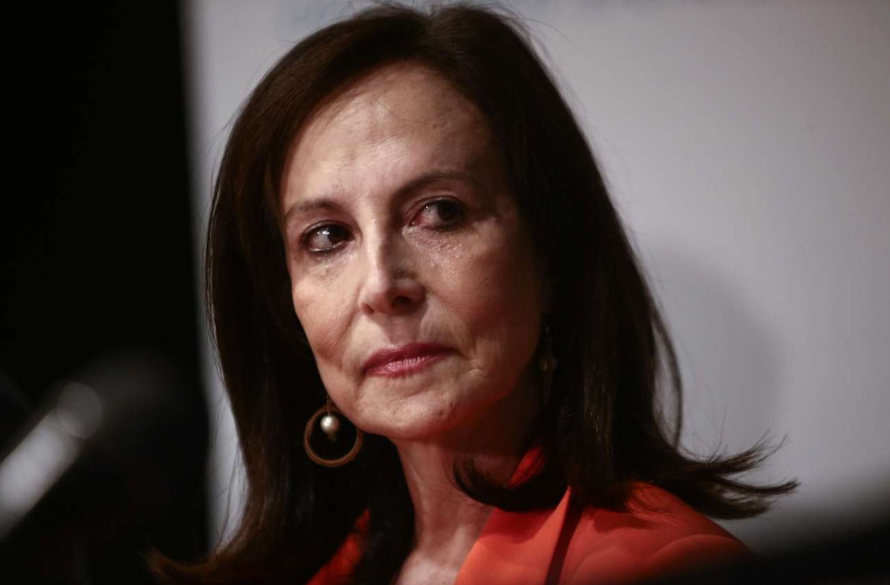 Διαμαντοπούλου: Ο Τσίπρας αρνείται το δικαίωμα στον λαό να αποφασίσει για το άρθρο 16