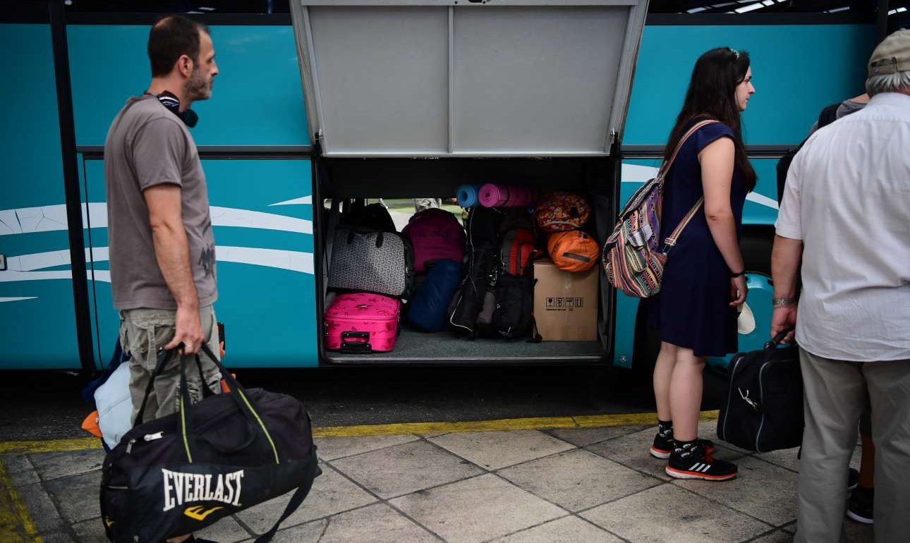 Φαντάρος που δεν προλάβαινε το ΚΤΕΛ… τηλεφώνησε για βόμβα