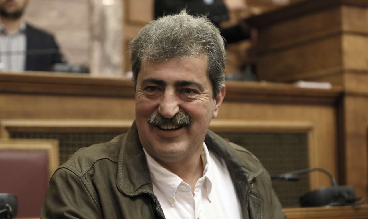 Αποζημίωση 270.000 ευρώ διεκδικούν από τον Πολάκη 18 μέλη της ΠΟΕΔΗΝ