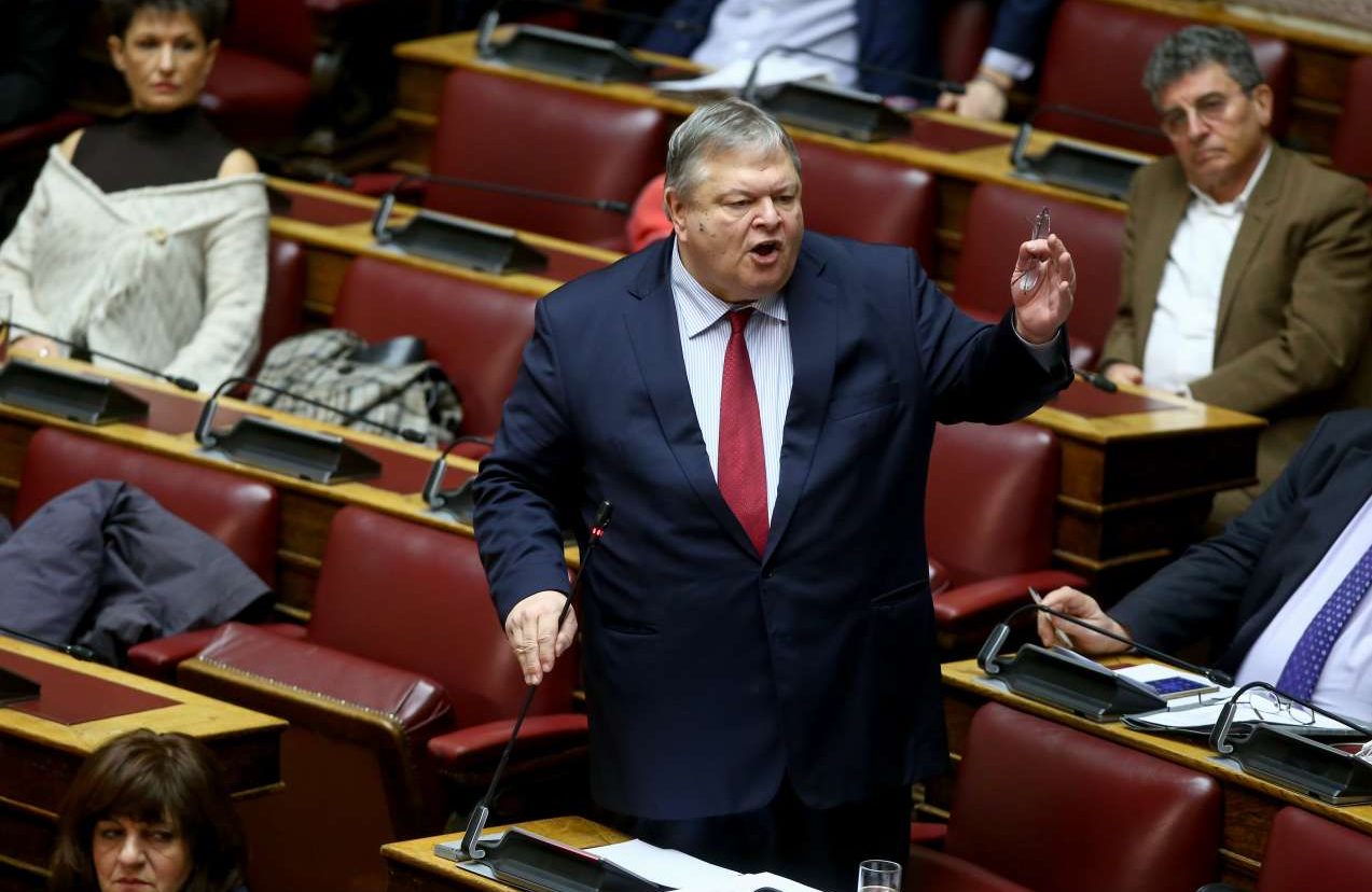 Συνταγματική αναθεώρηση: Ράπισμα Βενιζέλου για τις μεθοδεύσεις Βούτση με την ψηφοφορία