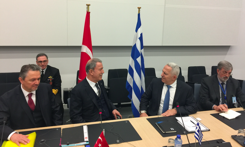 Η πρώτη φωτογραφία από το τετ α τετ Αποστολάκη – Ακάρ