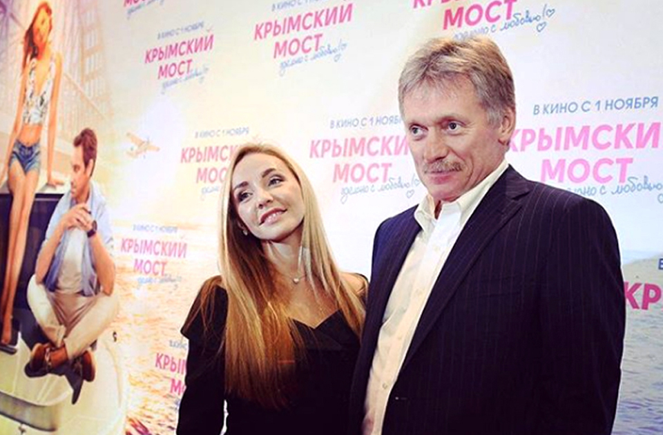 Γάμος, χρυσάφι, γιοτ και βίλες για τον άνθρωπο του Πούτιν