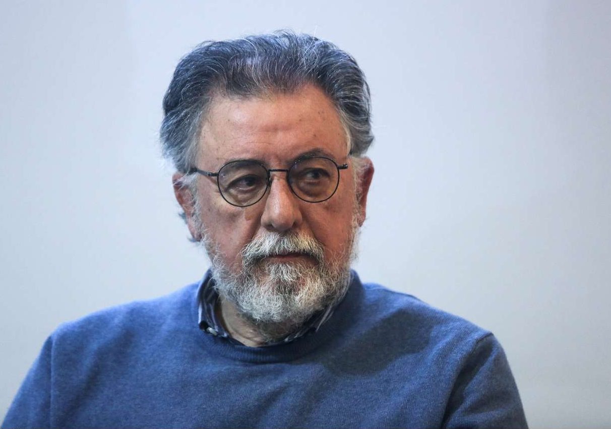 Γιάννης Πανούσης: Τυχοδιώκτες payrollίστες επιχειρηματιών οι «πρόθυμοι» του Τσίπρα