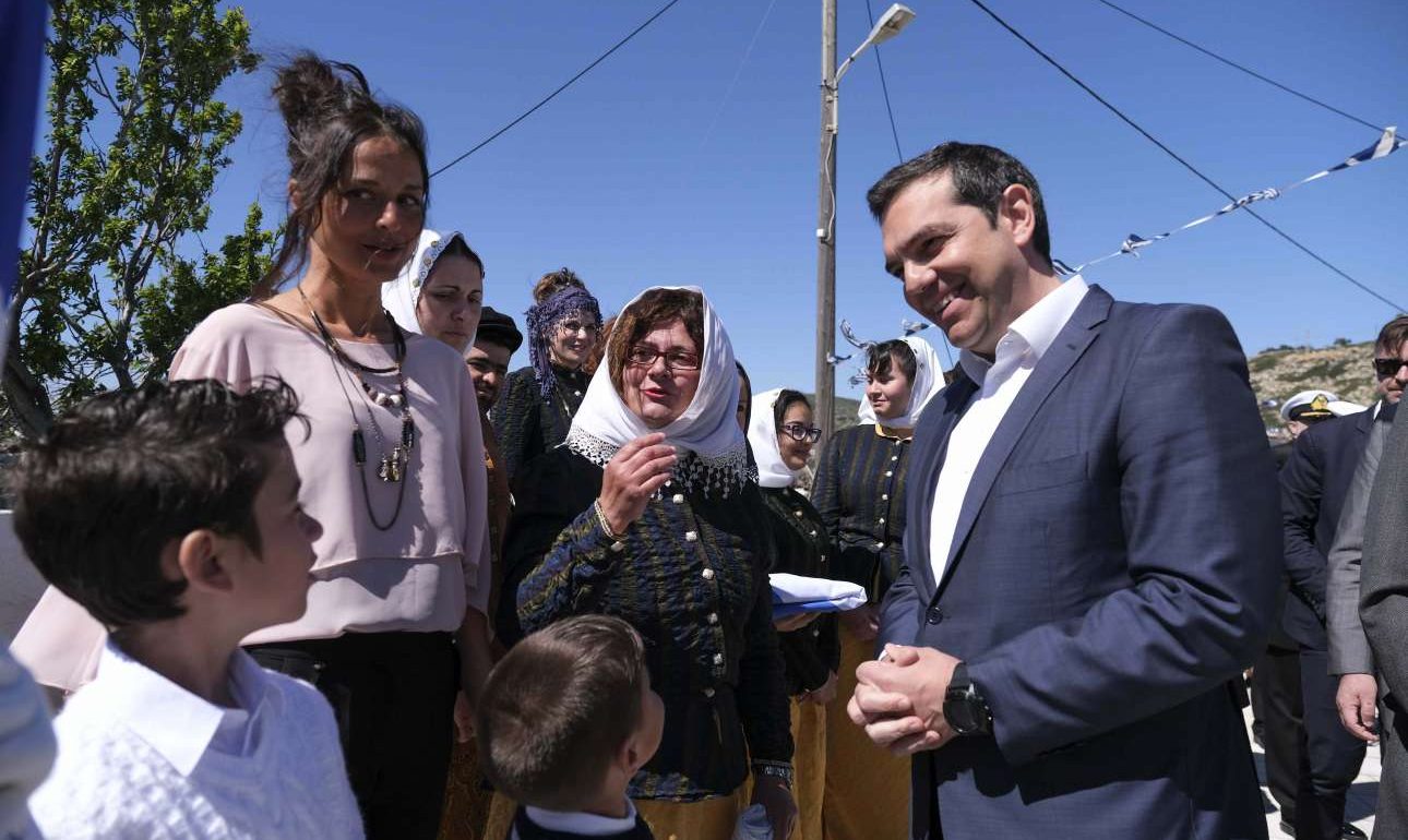 Τουρκικά μαχητικά παρενόχλησαν το ελικόπτερο του Τσίπρα στο Αγαθονήσι