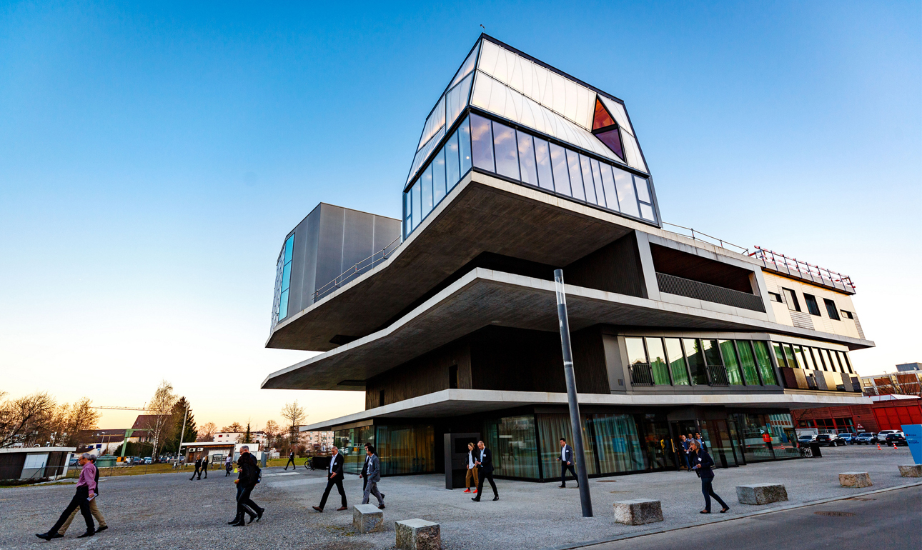 Οικοδομώντας το Μέλλον (στην κυριολεξία) στην Ελβετία