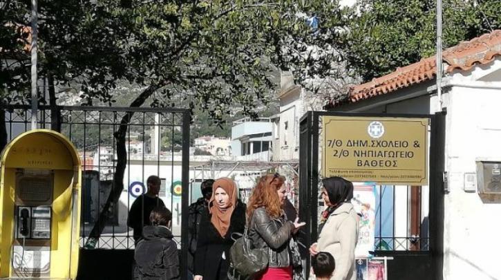 Εισαγγελέας για την αποχή από τα μαθήματα λόγω προσφυγόπουλων