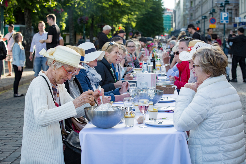 Πρώτη η Φινλανδία λέει η Παγκόσμια Εκθεση Ευτυχίας