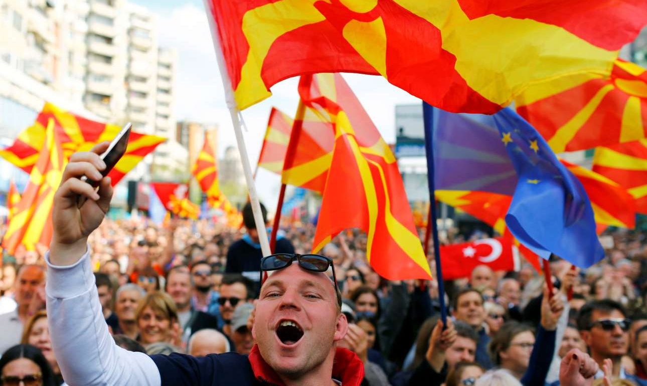 Βόρεια Μακεδονία: Προεδρικές εκλογές με διακύβευμα (και) το μέλλον της κυβέρνησης Ζάεφ