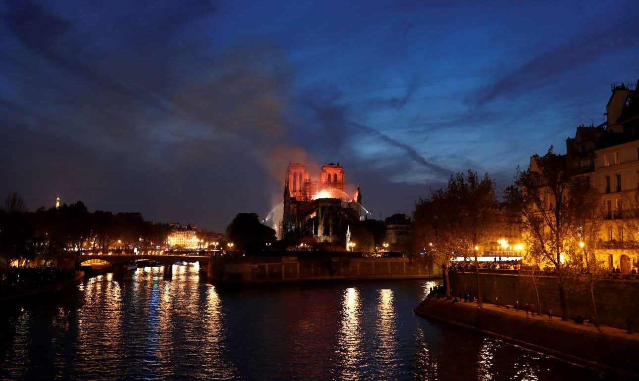 Παρίσι… ακόμα και στην τραγωδία του