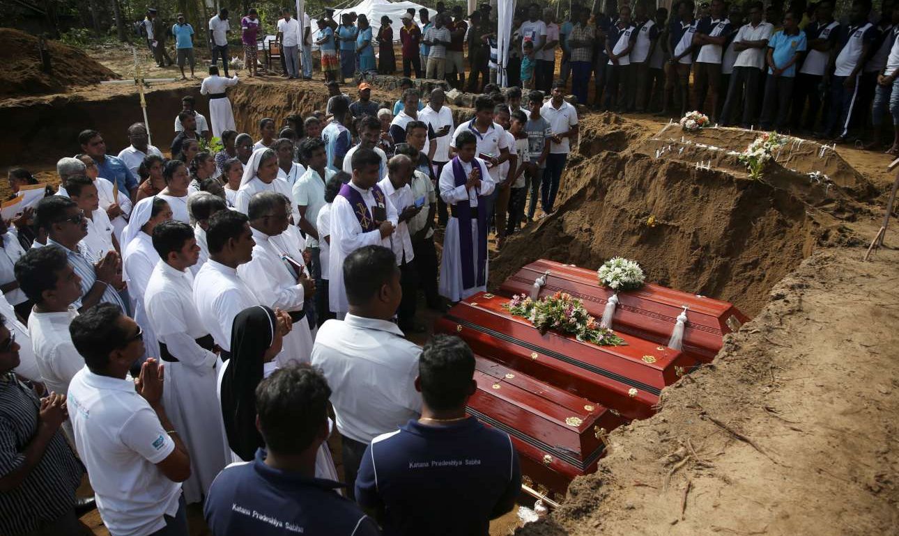 Το Ισλαμικό Κράτος ανέλαβε την ευθύνη για τους 321 νεκρούς στη Σρι Λάνκα