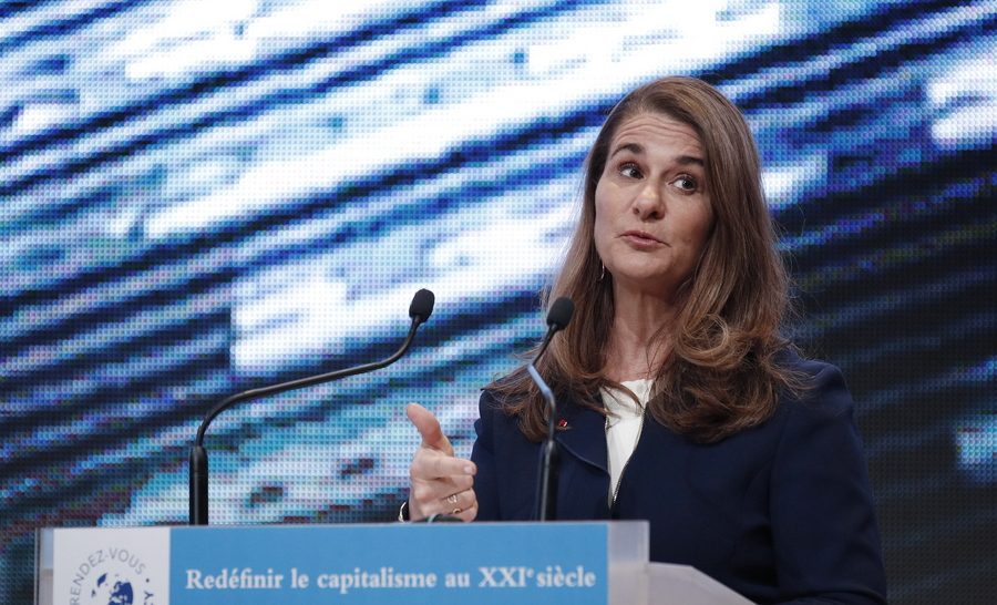 Το λέει και η Μελίντα Γκέιτς, είμαστε ακόμη «σκλάβες»