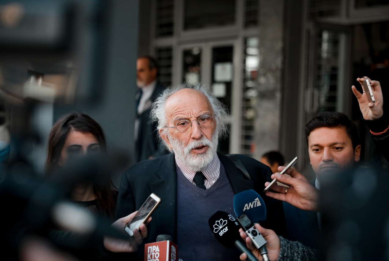 Προθεσμία για τη Μ. Δευτέρα πήραν Λυκουρέζος και Παναγόπουλος