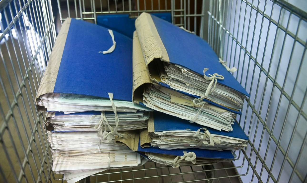 Με το κιλό εκποιεί το υπουργείο Οικονομικών προσωπικά δεδομένα πολιτών