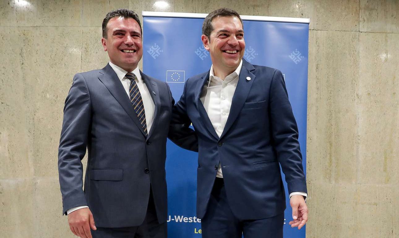 Στη Βόρεια Μακεδονία ο Τσίπρας – Συνάντηση με Ζάεφ