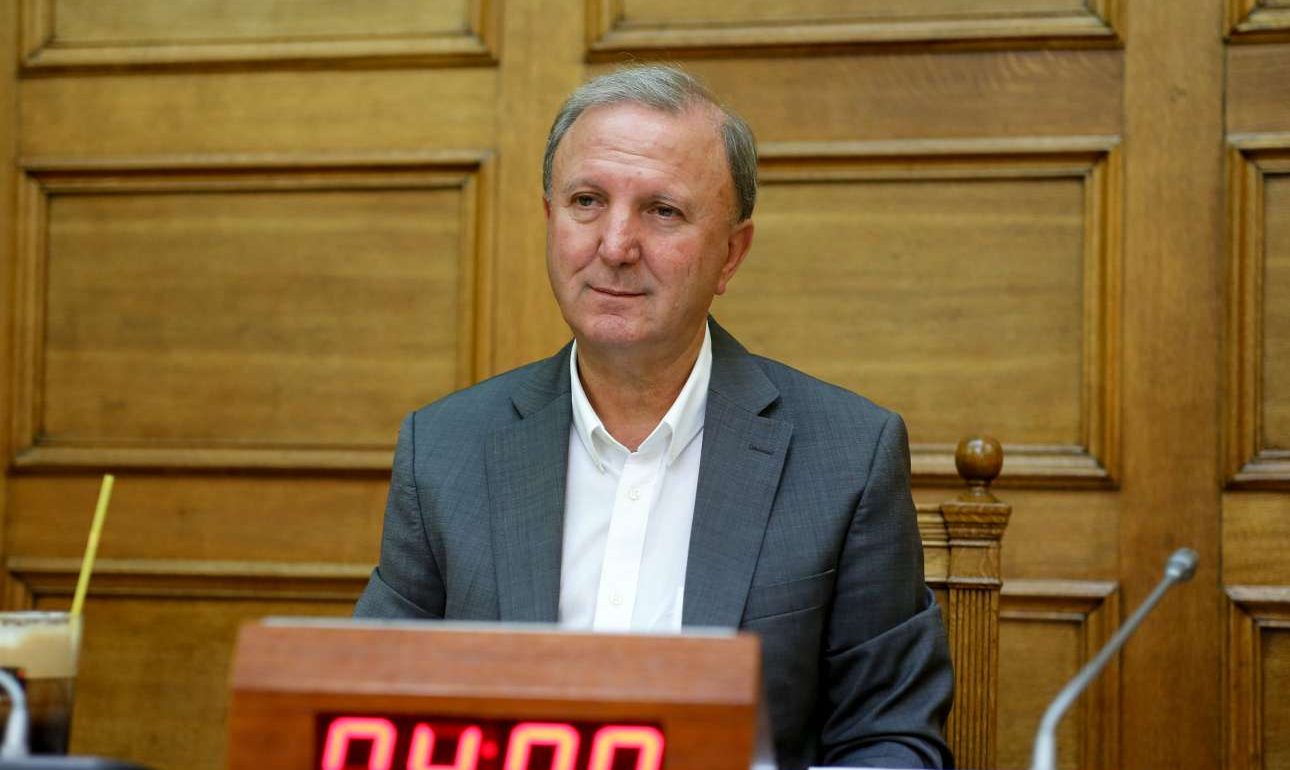 Να δώσουν εξηγήσεις όσοι είχαν φίλο τον Πετσίτη, ζητά ο Σάκης Παπαδόπουλος του ΣΥΡΙΖΑ