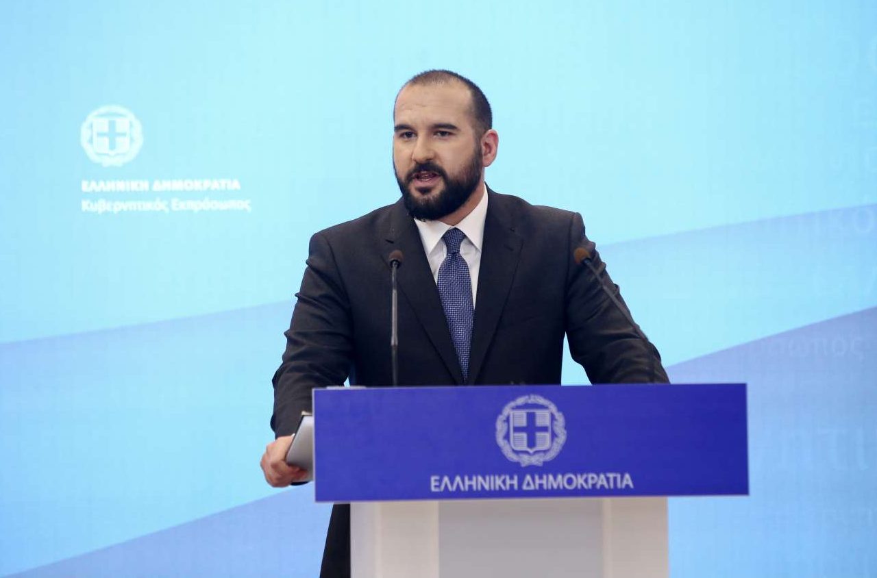 «Ιφιγένεια» ο Πετσίτης για να θάψουν το σκάνδαλο