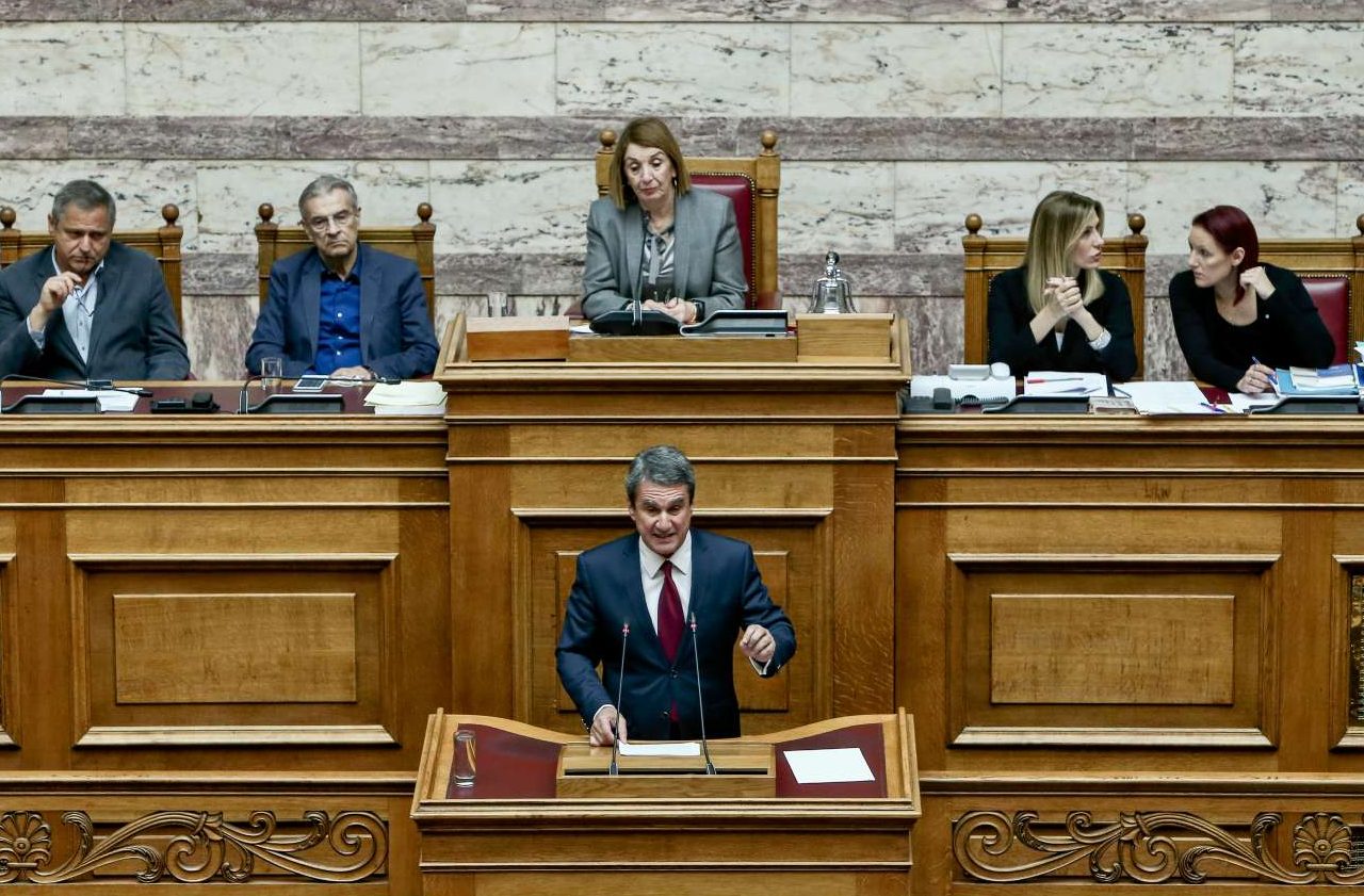 Λοβέρδος: Πρόσωπο με πρόσωπο θα συντρίψω τη σκευωρία της Novartis