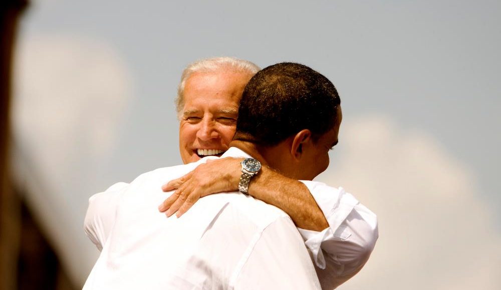 Το άγγιγμα του Μπάιντεν και άλλες τρελές ιστορίες