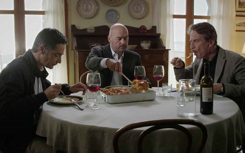 Συζητάμε όταν απολαμβάνουμε ένα καλό γεύμα;