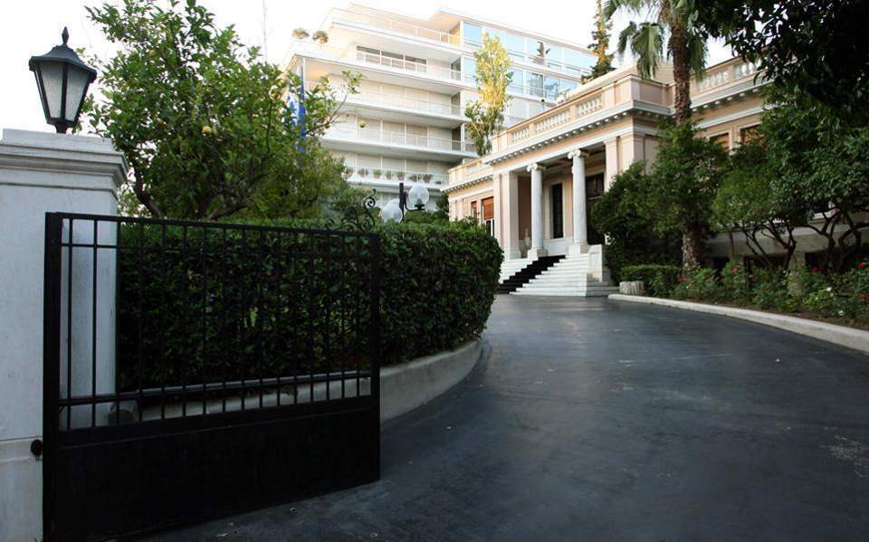 Μαξίμου για Μαρινάκη: Ιδού ο φανερός ηγέτης της ΝΔ