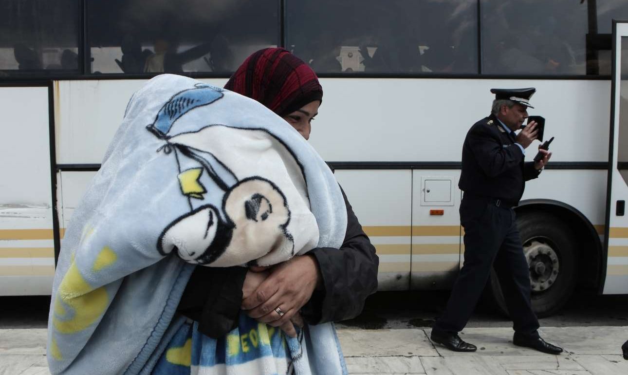 Αποχώρησαν από την πλατεία Συντάγματος οι πρόσφυγες