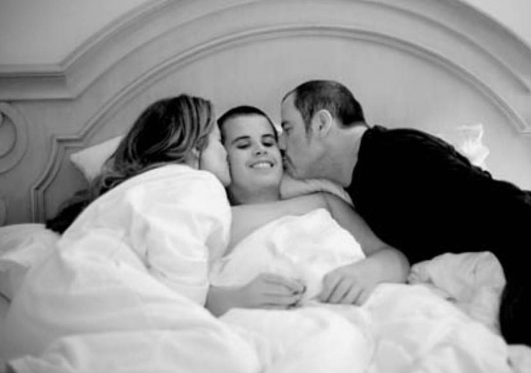 Ο Τραβόλτα θυμάται τον θάνατο του γιου του και συγκινεί