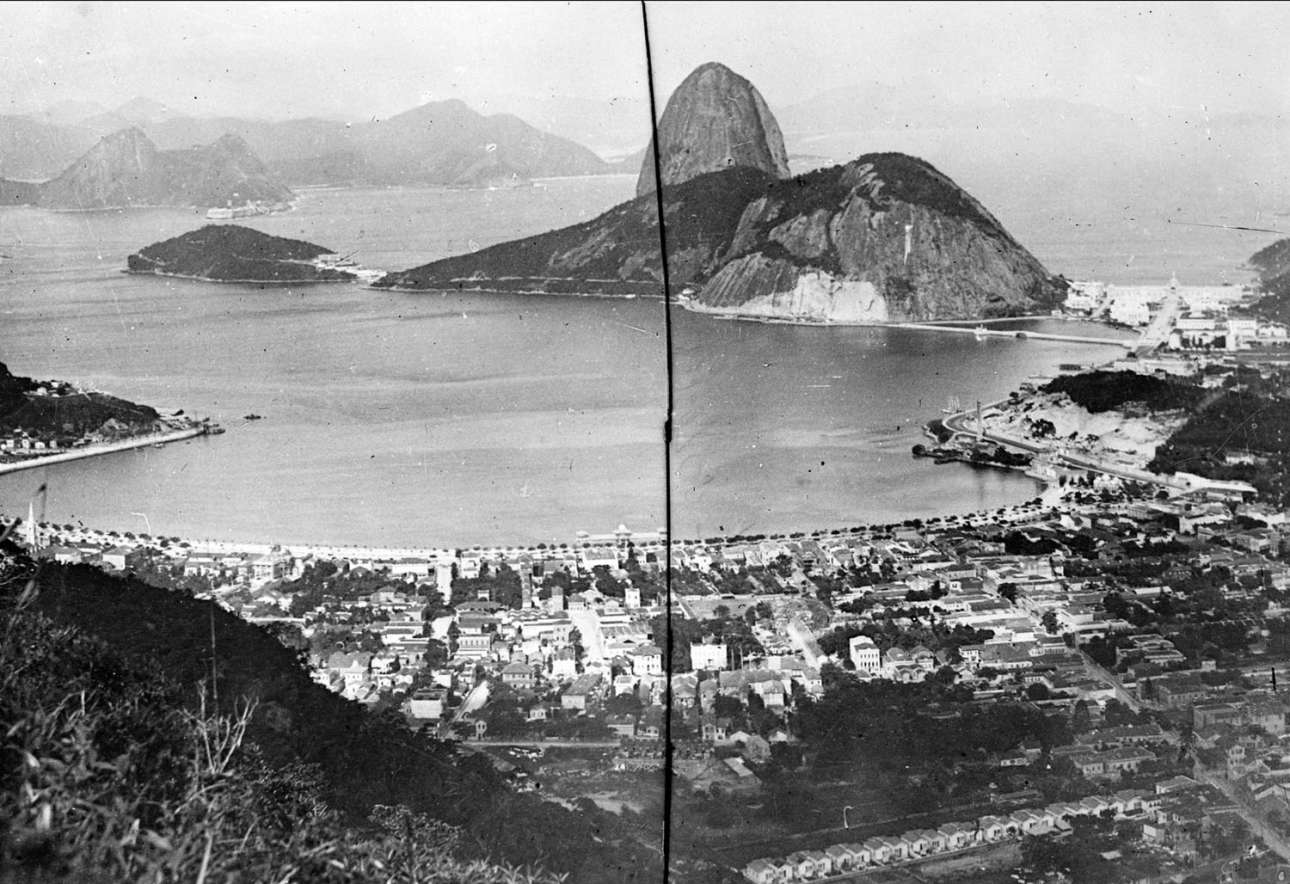 Το Ρίο ντε Τζανέιρο με το βουνό Sugarloaf μέσα στον κόλπο Γκουαναμπάρα φωτογραφημένο από ψηλά