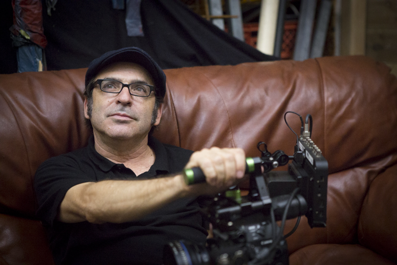 Στράτος Τζίτζης: «Σου έρχεται να φουντάρεις με τα κανάλια»