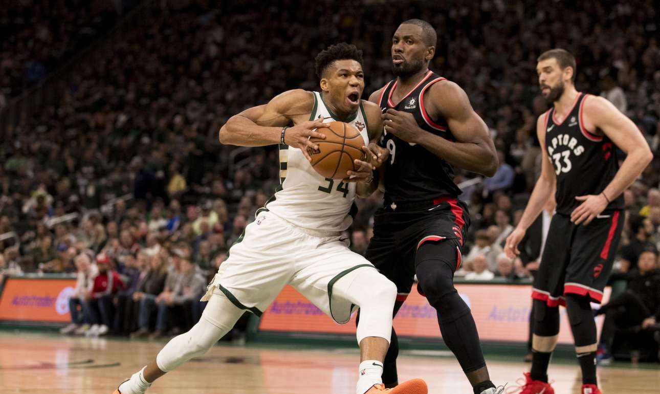 Σπουδαία κίνηση από τον Αντετοκούνμπο: Δωρίζει κλειστό γήπεδο μπάσκετ στη Ραφήνα!