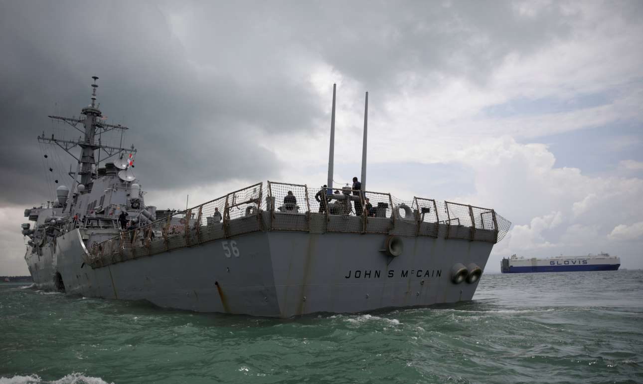 Μικροπρέπεια Τραμπ: Ζήτησε να μην βλέπει πλοίο με το όνομα του Τζον ΜακΚέιν!