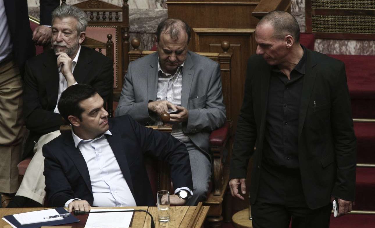 Ο Τσίπρας φοβάται τον Βαρουφάκη (που δηλώνει παρών στις εθνικές εκλογές)
