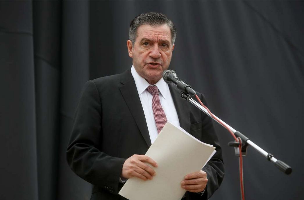 Μπλούμπεργκ, Κρέτσου και άλλες διεθνείς προσωπικότητες υπέρ Καμίνη