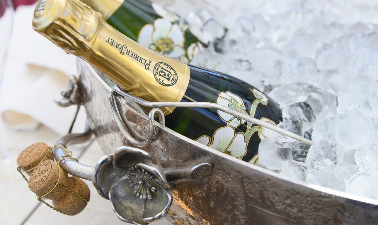 Σαμπάνια για βασιλιάδες