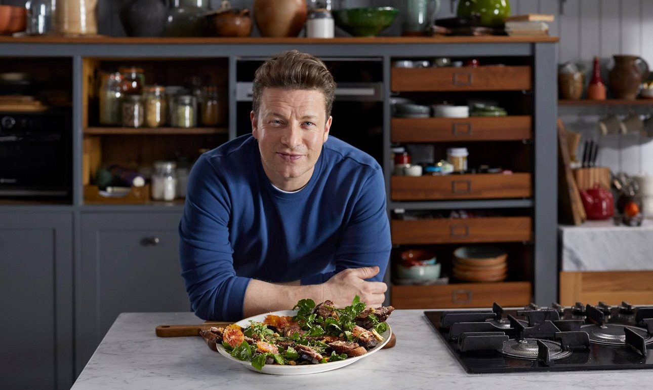 Ηρθε το τέλος του «γυμνού σεφ»;