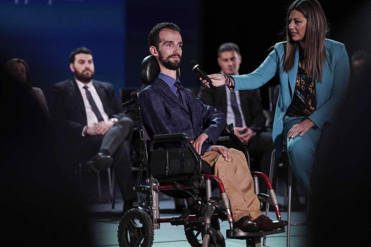 Η μάχη του σταυρού στη ΝΔ: Ο Κυμπουρόπουλος και οι άλλοι έξι που προηγούνται