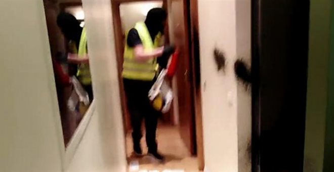 Εισβολή του Ρουβίκωνα σε δικηγορικό γραφείο – Απειλεί δικαστικούς για τον Κουφοντίνα