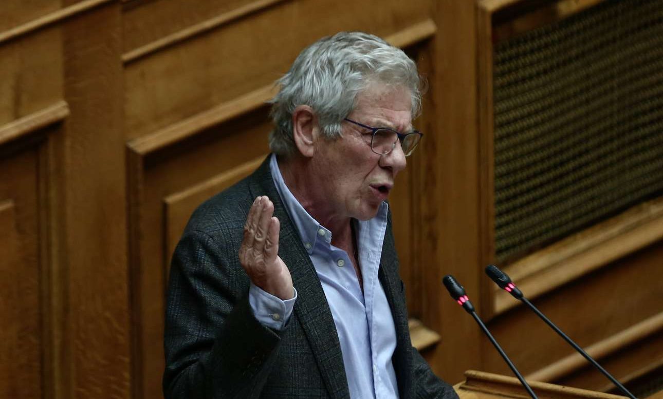 Μπαλαούρας: Για την προεδρία της Κομισιόν στηρίζουμε τον… Τίτμαν