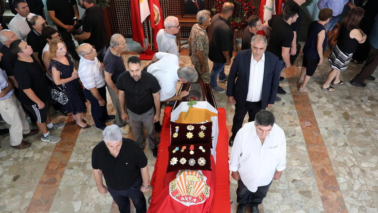 Κύπρος: Τελευταίο αντίο στον Δημήτρη Χριστόφια