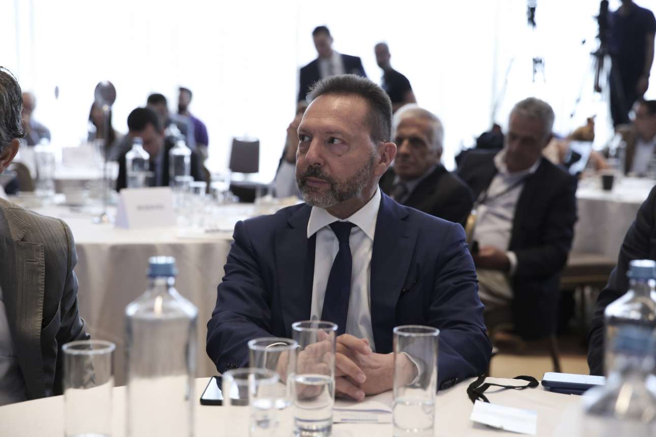 Στουρνάρας στο Fortune: «Το brain drain και το κενό επενδύσεων θα παραμείνουν για χρόνια»