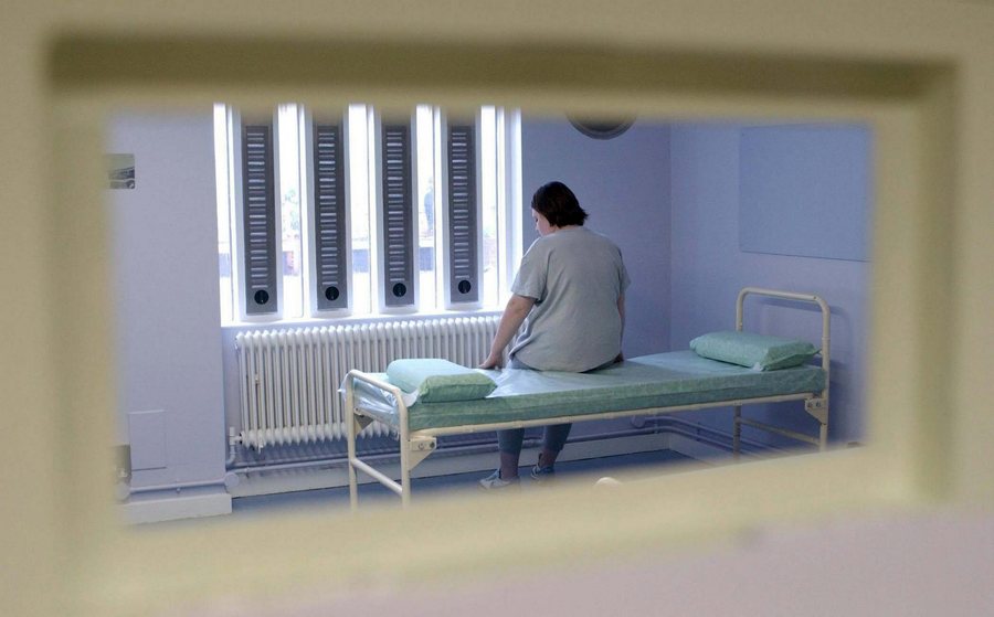 Η Βρετανία σκέφτεται να δώσει τα κλειδιά των κελιών στους (καλούς) κρατουμένους