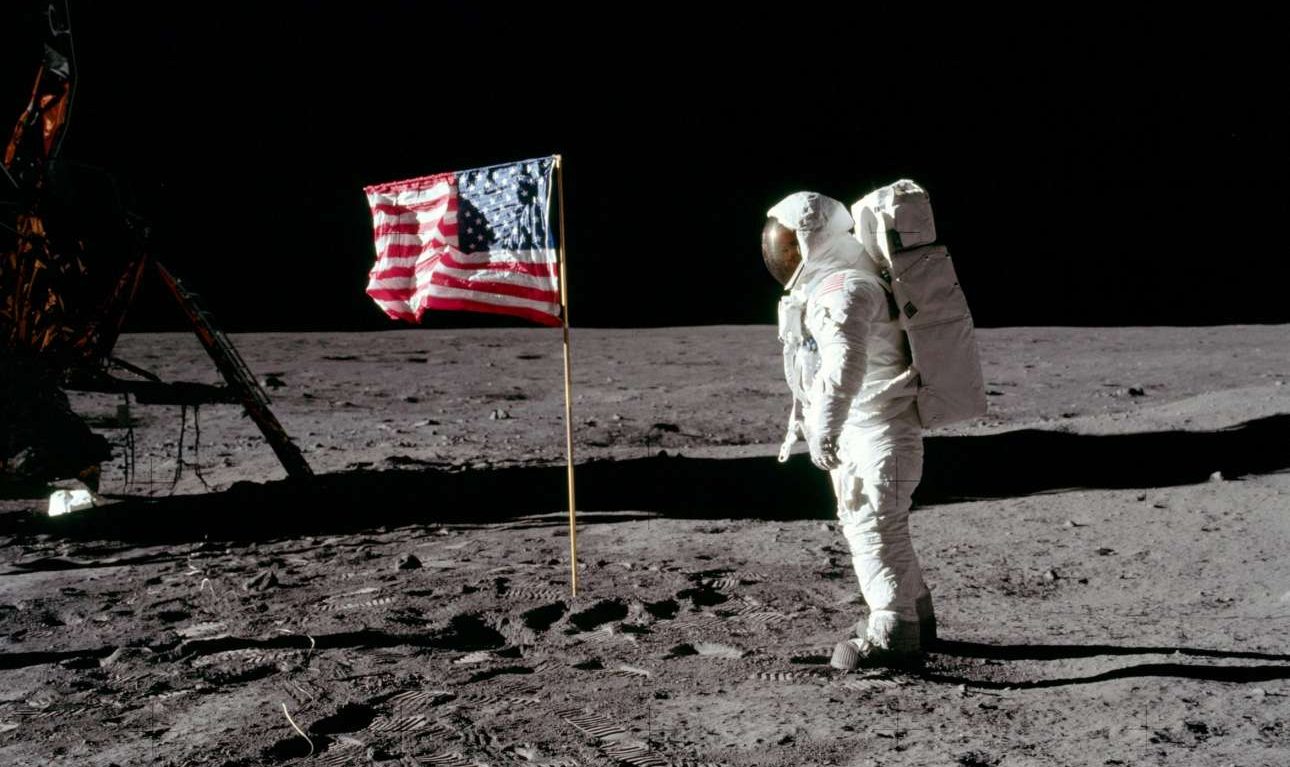 Γιατί κάποιοι δεν πιστεύουν ότι ο άνθρωπος πήγε στη Σελήνη;