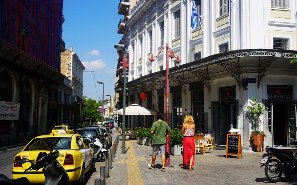 Μπλακ άουτ σε Σύνταγμα, Μητροπόλεως, Μοναστηράκι