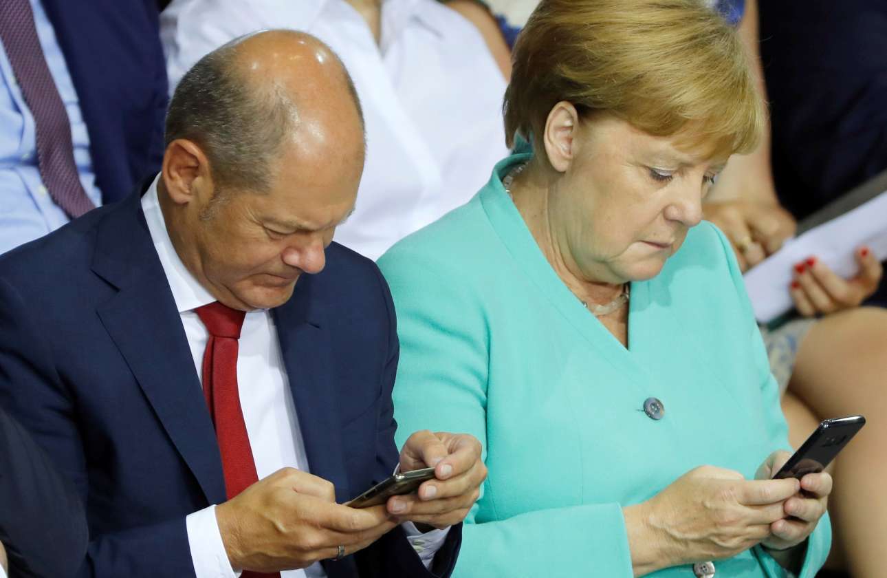 Η κρίση ελλοχεύει, η Γερμανία κλείνει τα μάτια