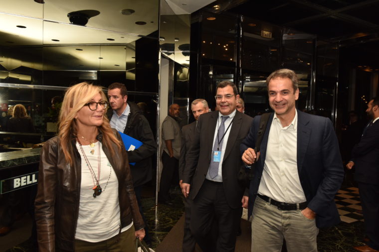 Στη Σύνοδο του ΟΗΕ για το κλίμα ο Μητσοτάκης – η άφιξη στη Ν. Υόρκη με τη Μαρέβα [βίντεο]