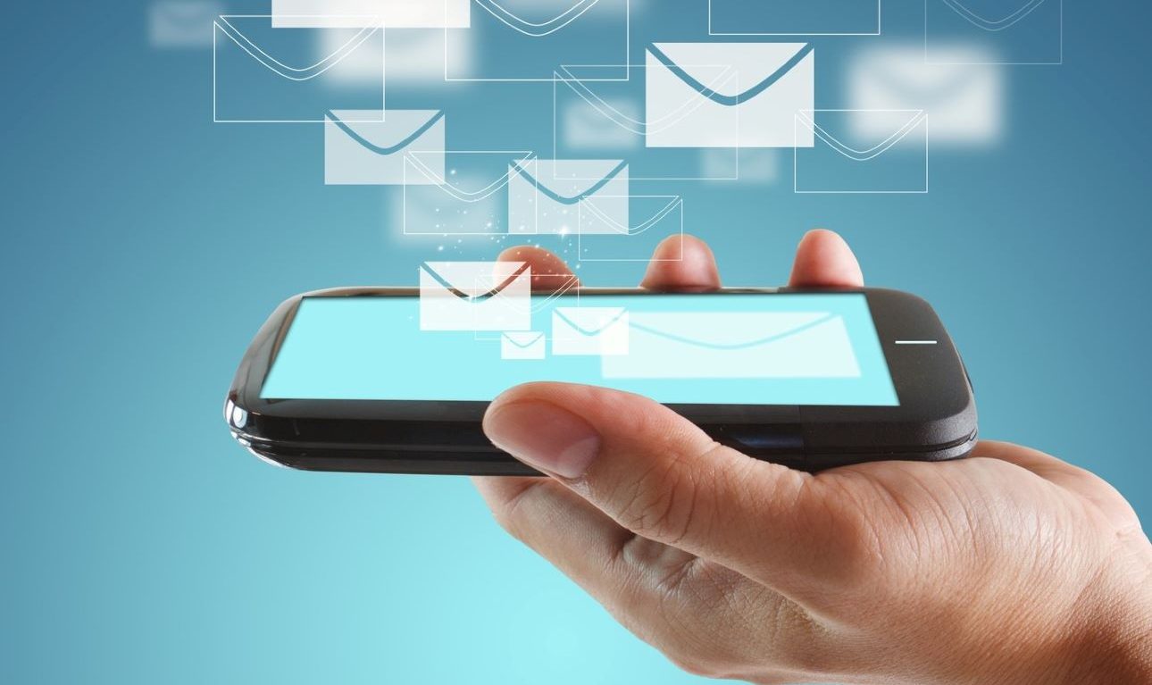 Εσείς, πόσα… χιλιόμετρα SMS κάνετε;