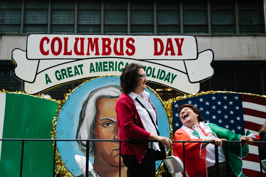 Η «αμερικανική» αποκαθήλωση του Χριστόφορου Κολόμβου για χάρη των Αυτοχθόνων