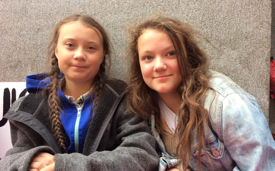 Τι δύσκολο να είσαι έφηβη και να ‘χεις αδελφή τη Γκρέτα Τούνμπεργκ