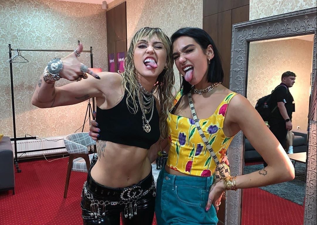 Γιατί όσο μεγαλώνουμε, δεν αντέχουμε την «καινούργια μουσική»;