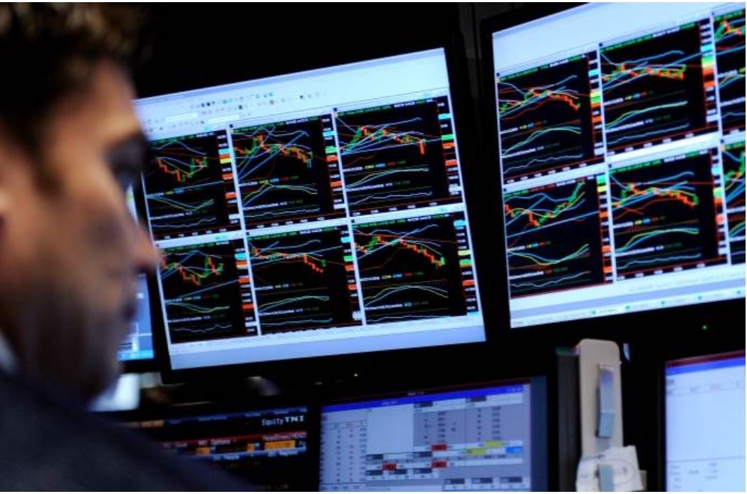 Στις αγορές βγαίνει η Ελλάδα με την έκδοση δεκαετούς ομολόγου